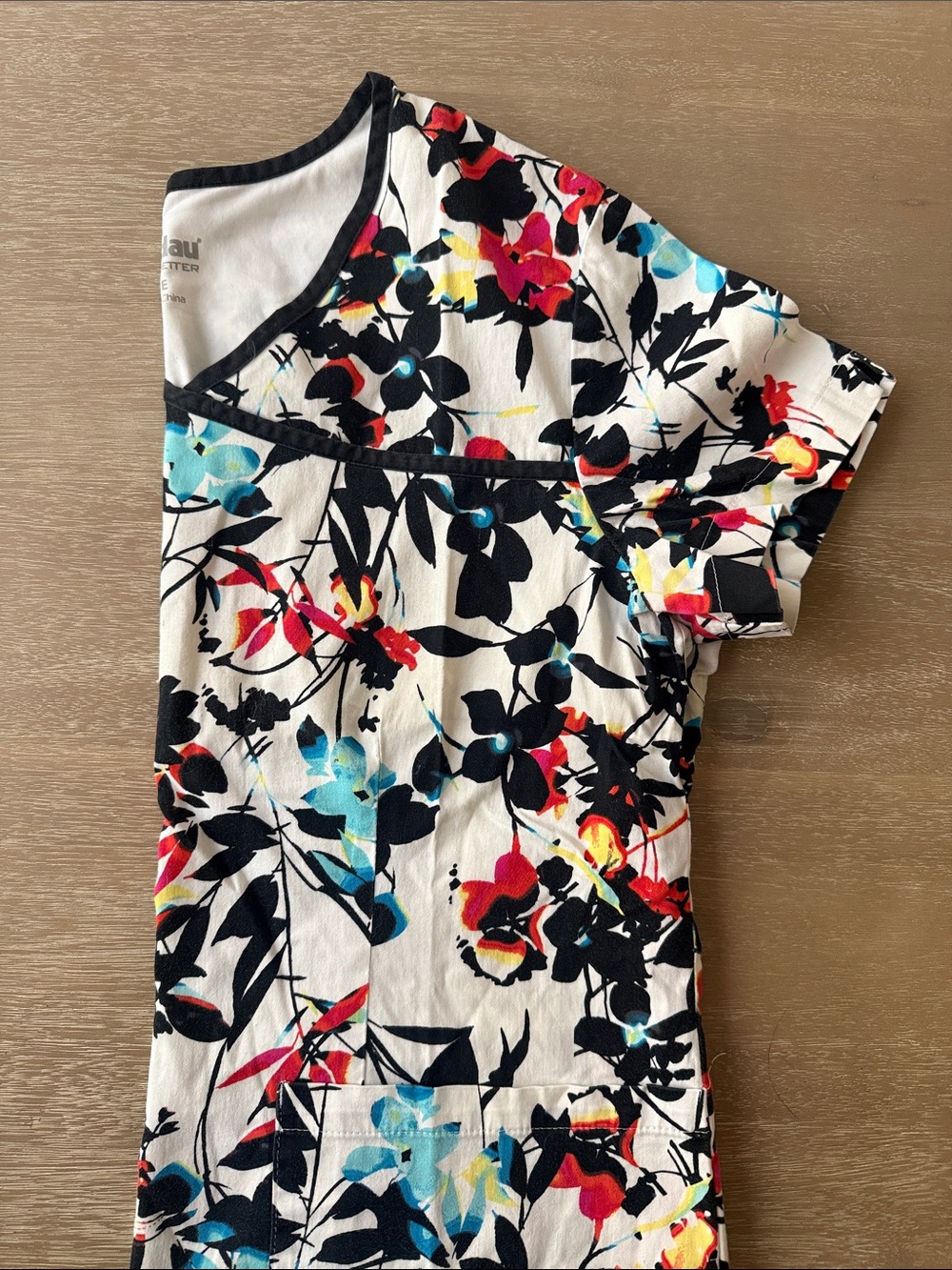 Landau Cotton Floral Scrub Top | L